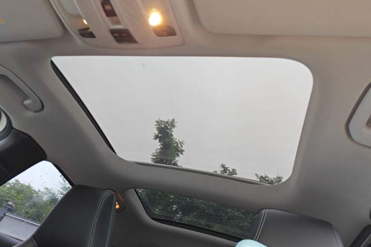 Used Mercedes-Benz GLA 2016 GLA 200 Sport Edition Headliner