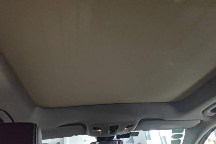 Used Mercedes-Benz GLA 2016 GLA 220 4MATIC Fashion Edition Headliner