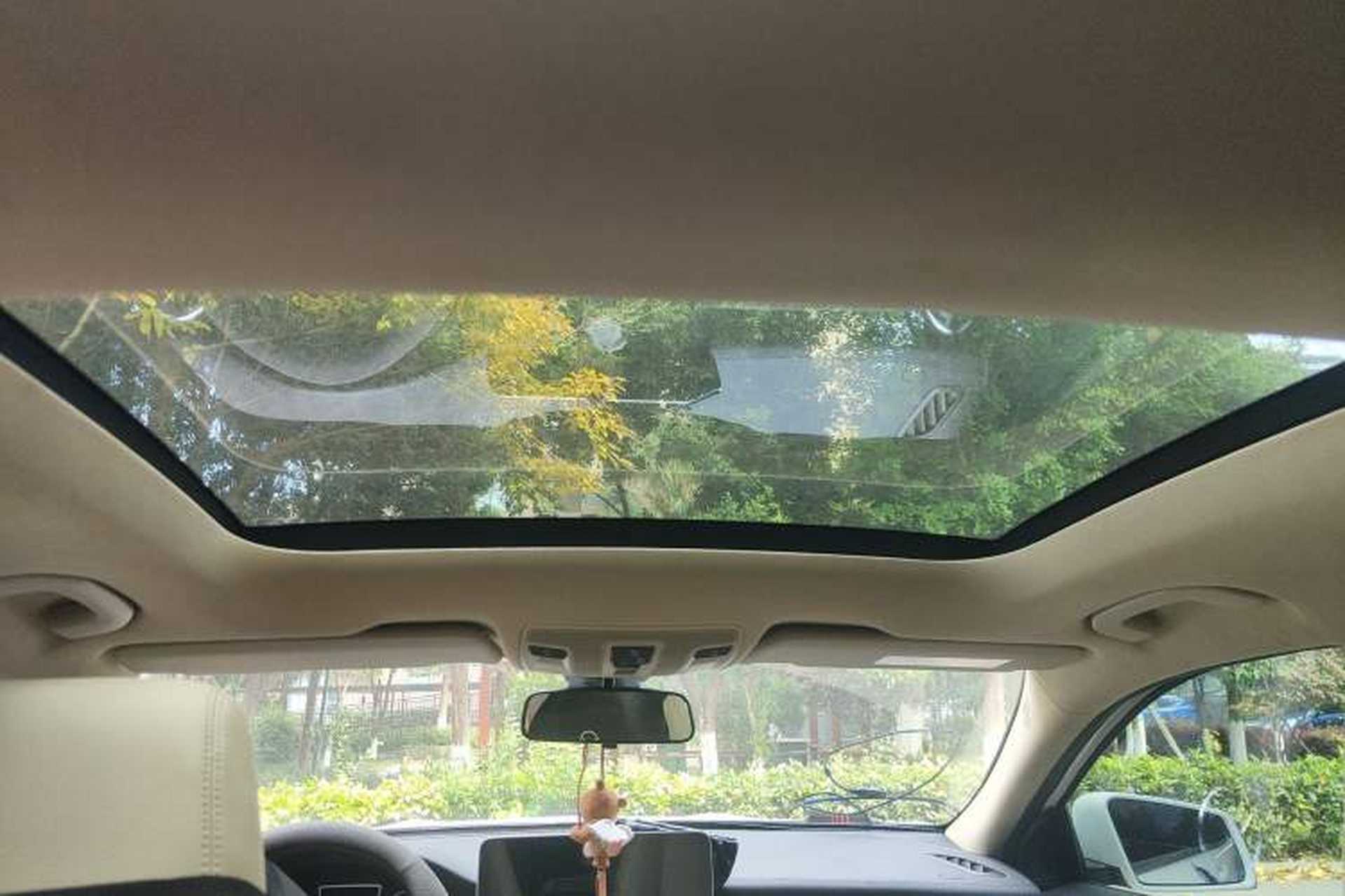 Used Mercedes-Benz GLA 2016 GLA 220 4MATIC Fashion Edition Headliner