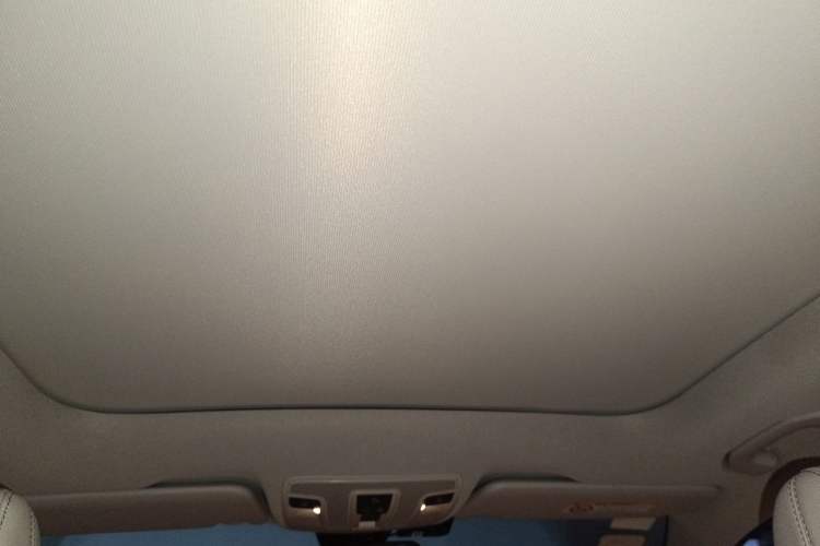 Used Mercedes-Benz GLA 2016 GLA 220 4MATIC Luxury Model Headliner