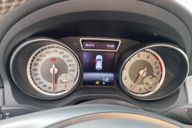 Used Mercedes-Benz GLA 2016 GLA 200 Sport Edition Instrument Cluster