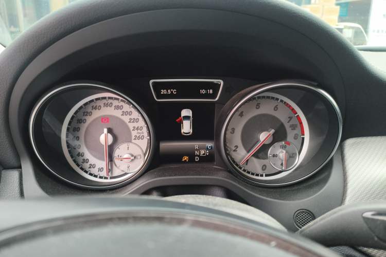 Used Mercedes-Benz GLA 2016 GLA 200 Fashion Model Instrument Cluster