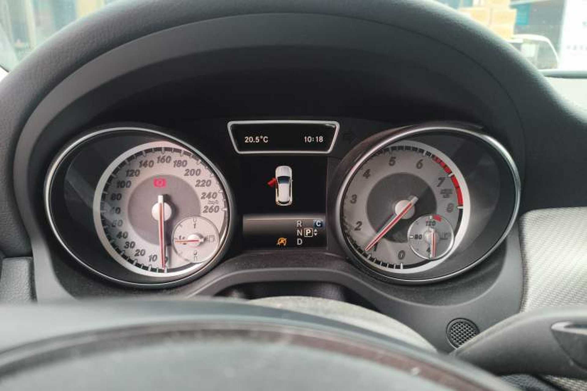 Used Mercedes-Benz GLA 2016 GLA 200 Fashion Model Instrument Cluster