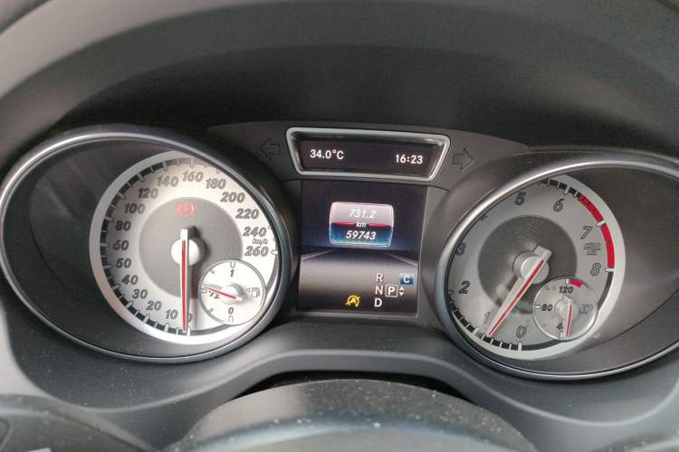 Used Mercedes-Benz GLA 2016 GLA 200 Sport Edition Instrument Cluster