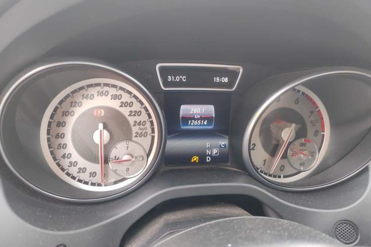 Used Mercedes-Benz GLA 2016 GLA 200 Fashion Model Instrument Cluster