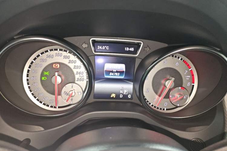 Used Mercedes-Benz GLA 2016 GLA 200 Sport Edition Instrument Cluster
