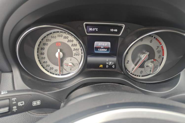 Used Mercedes-Benz GLA 2016 GLA 200 Sport Edition Instrument Cluster