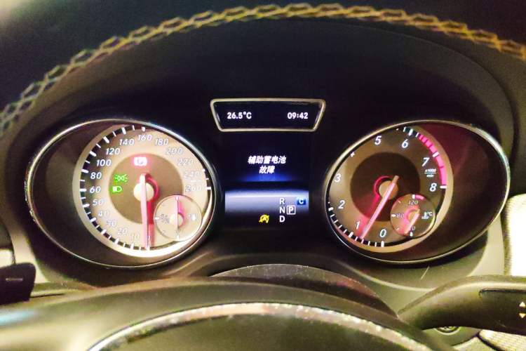 Used Mercedes-Benz GLA 2016 GLA 200 Fashion Model Instrument Cluster