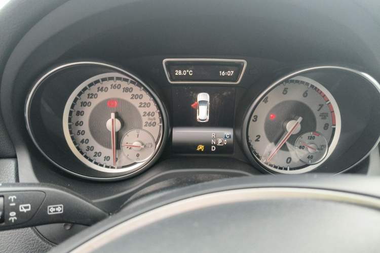 Used Mercedes-Benz GLA 2016 GLA 200 Sport Edition Instrument Cluster