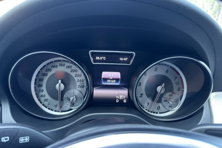Used Mercedes-Benz GLA 2016 GLA 220 4MATIC Luxury Model Instrument Cluster