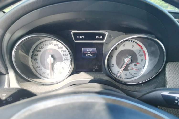 Used Mercedes-Benz GLA 2016 GLA 200 Fashion Model Instrument Cluster