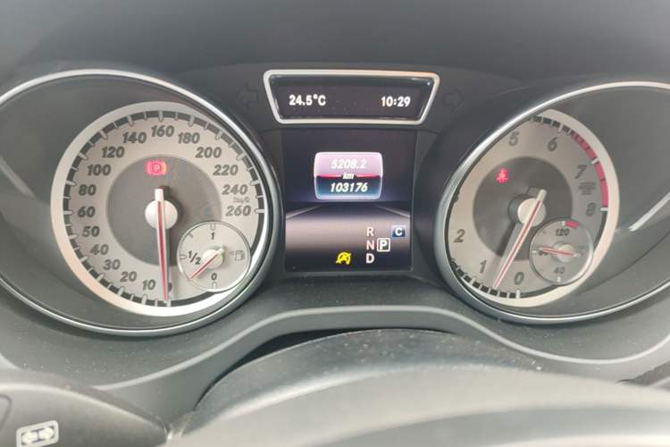 Used Mercedes-Benz GLA 2016 GLA 200 Sport Edition Instrument Cluster