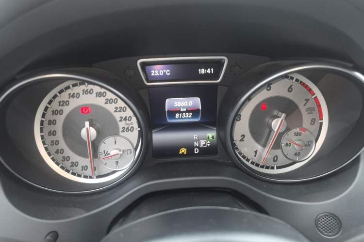 Used Mercedes-Benz GLA 2016 GLA 220 4MATIC Fashion Edition Instrument Cluster
