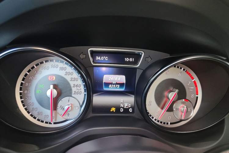 Used Mercedes-Benz GLA 2016 GLA 200 Fashion Model Instrument Cluster