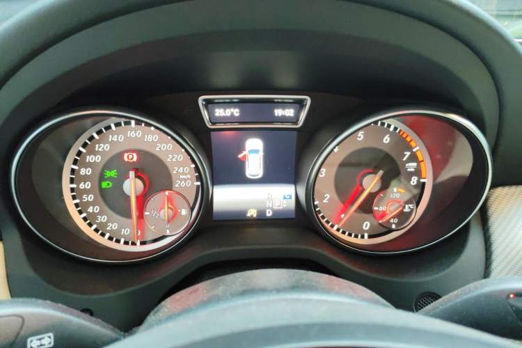 Used Mercedes-Benz GLA 2016 GLA 200 Sport Edition Instrument Cluster