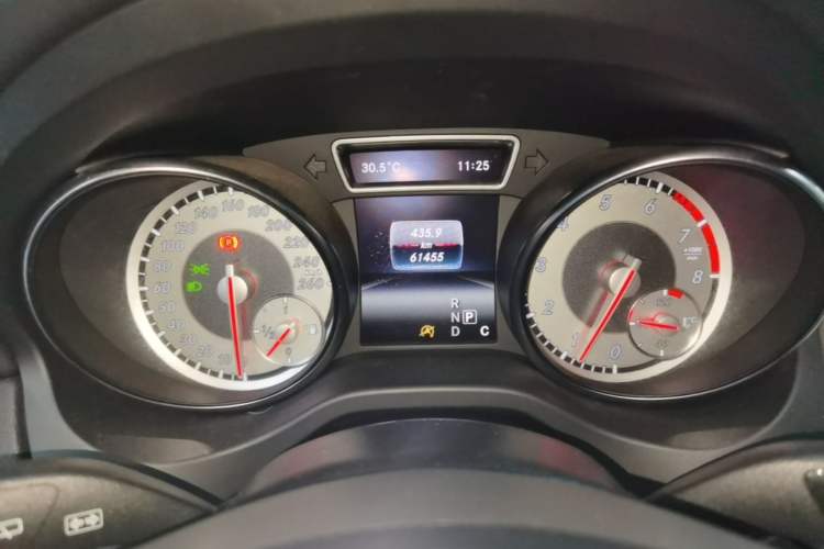 Used Mercedes-Benz GLA 2016 GLA 200 Sport Edition Instrument Cluster