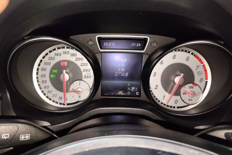 Used Mercedes-Benz GLA 2016 GLA 200 Fashion Model Instrument Cluster
