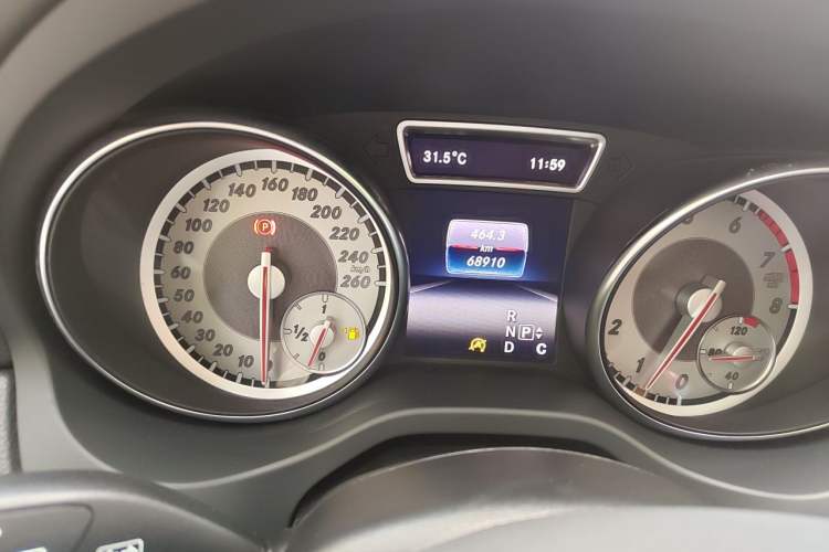 Used Mercedes-Benz GLA 2016 GLA 220 4MATIC Fashion Edition Instrument Cluster