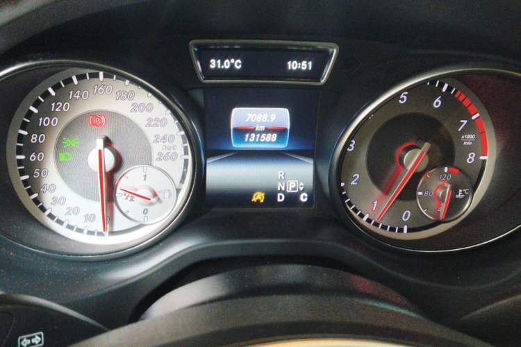 Used Mercedes-Benz GLA 2016 GLA 220 4MATIC Fashion Edition Instrument Cluster