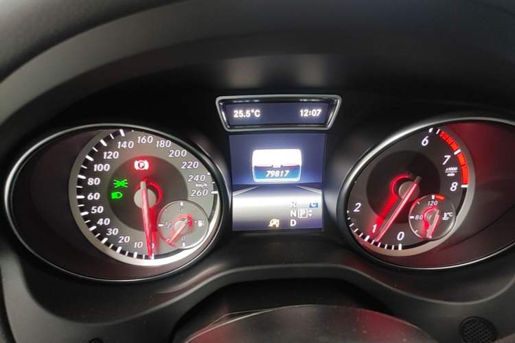 Used Mercedes-Benz GLA 2016 GLA 220 4MATIC Fashion Edition Instrument Cluster
