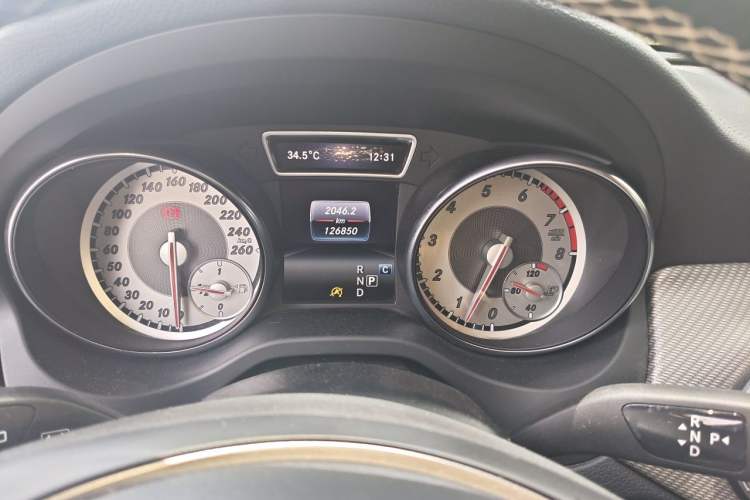 Used Mercedes-Benz GLA 2016 GLA 220 4MATIC Fashion Edition Instrument Cluster