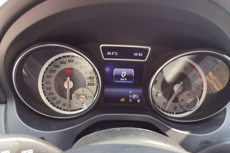 Used Mercedes-Benz GLA 2016 GLA 200 Sport Edition Instrument Cluster