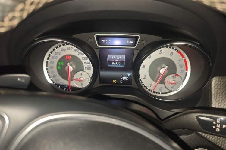 Used Mercedes-Benz GLA 2016 GLA 200 Sport Edition Instrument Cluster