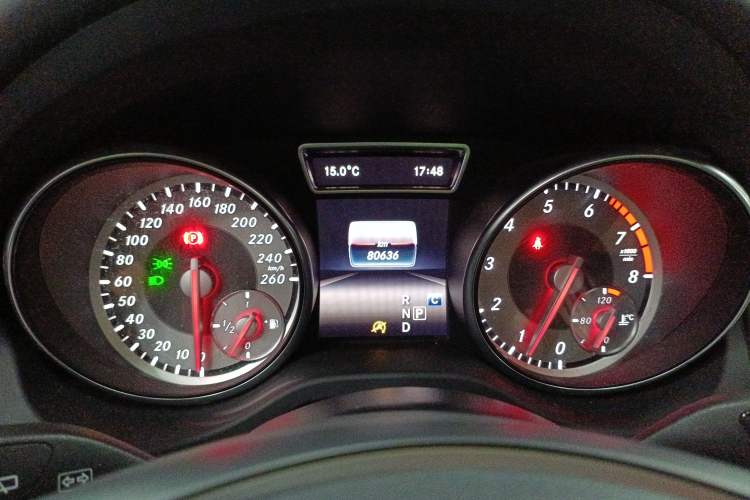 Used Mercedes-Benz GLA 2016 GLA 200 Fashion Model Instrument Cluster