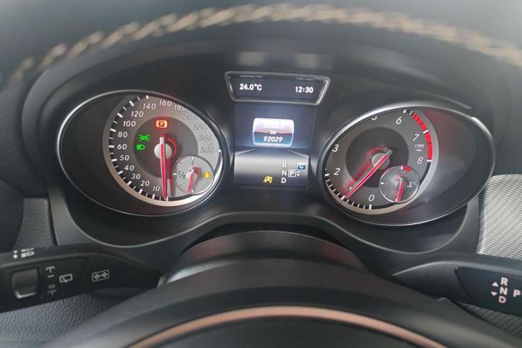 Used Mercedes-Benz GLA 2016 GLA 220 4MATIC Fashion Edition Instrument Cluster
