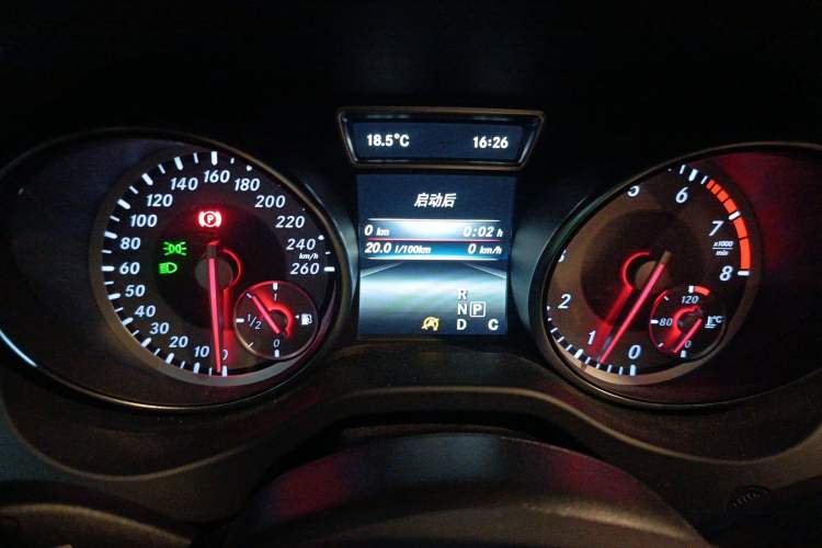 Used Mercedes-Benz GLA 2016 GLA 200 Fashion Model Instrument Cluster