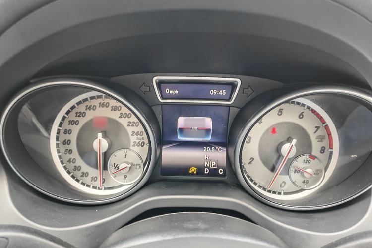 Used Mercedes-Benz GLA 2016 GLA 200 Fashion Model Instrument Cluster