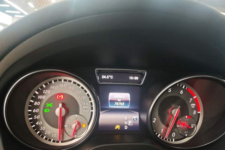 Used Mercedes-Benz GLA 2016 GLA 220 4MATIC Fashion Edition Instrument Cluster