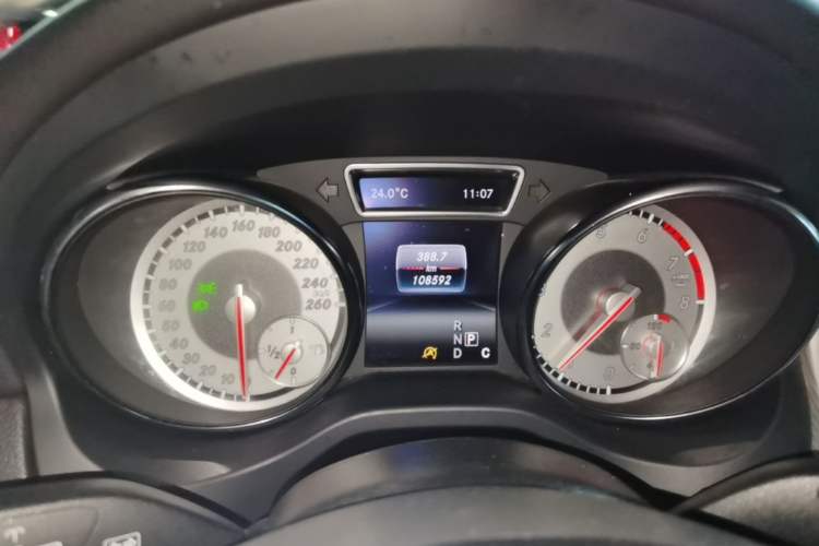 Used Mercedes-Benz GLA 2016 GLA 200 Sport Edition Instrument Cluster