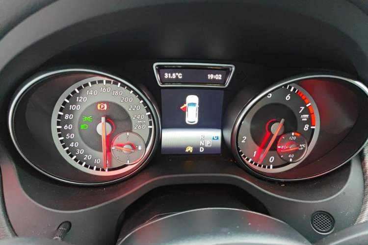 Used Mercedes-Benz GLA 2016 GLA 200 Fashion Model Instrument Cluster