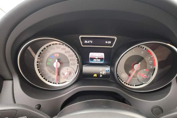 Used Mercedes-Benz GLA 2016 GLA 220 4MATIC Fashion Edition Instrument Cluster