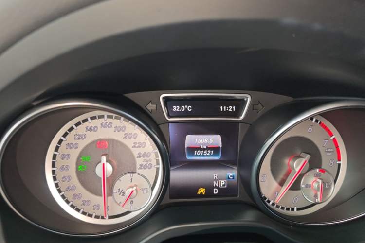 Used Mercedes-Benz GLA 2016 GLA 200 Fashion Model Instrument Cluster