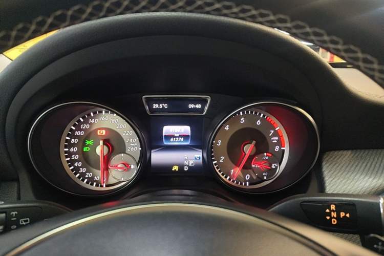 Used Mercedes-Benz GLA 2016 GLA 200 Fashion Model Instrument Cluster