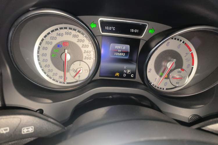Used Mercedes-Benz GLA 2016 GLA 200 Fashion Model Instrument Cluster