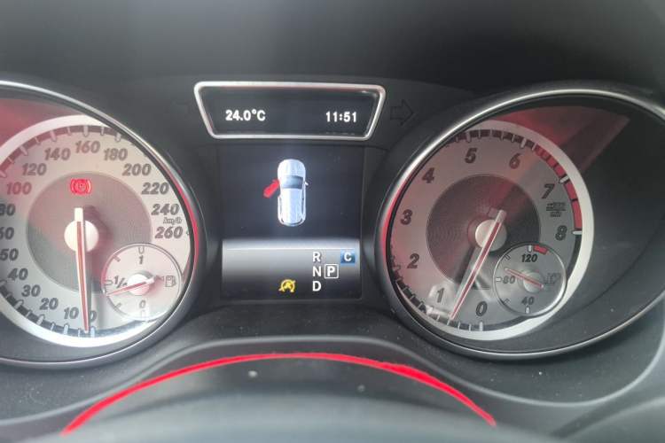 Used Mercedes-Benz GLA 2016 GLA 220 4MATIC Fashion Edition Instrument Cluster