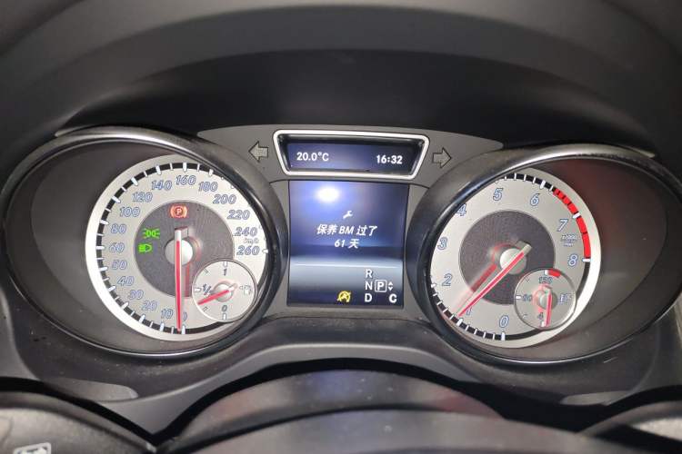 Used Mercedes-Benz GLA 2016 GLA 200 Sport Edition Instrument Cluster