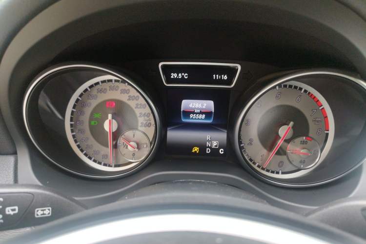 Used Mercedes-Benz GLA 2016 GLA 200 Fashion Model Instrument Cluster