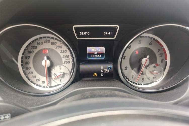 Used Mercedes-Benz GLA 2016 GLA 200 Sport Edition Instrument Cluster