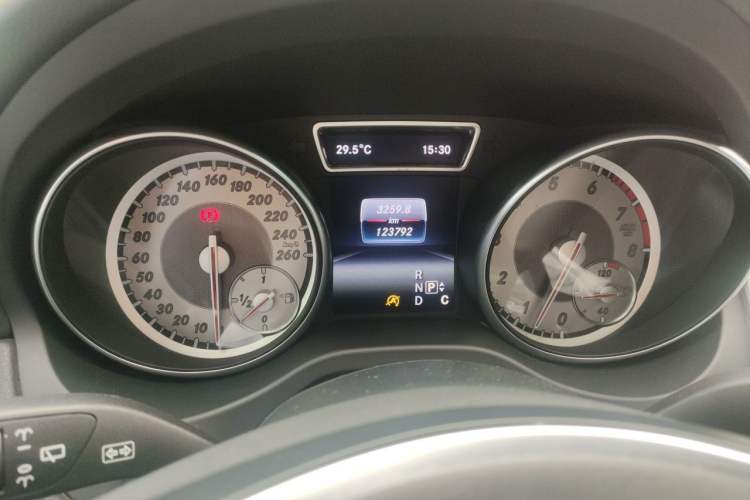 Used Mercedes-Benz GLA 2016 GLA 200 Sport Edition Instrument Cluster
