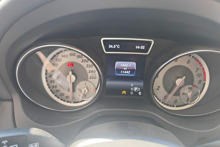 Used Mercedes-Benz GLA 2016 GLA 220 4MATIC Fashion Edition Instrument Cluster