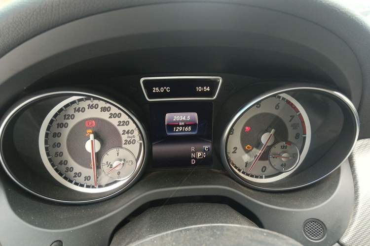Used Mercedes-Benz GLA 2016 GLA 200 Fashion Model Instrument Cluster