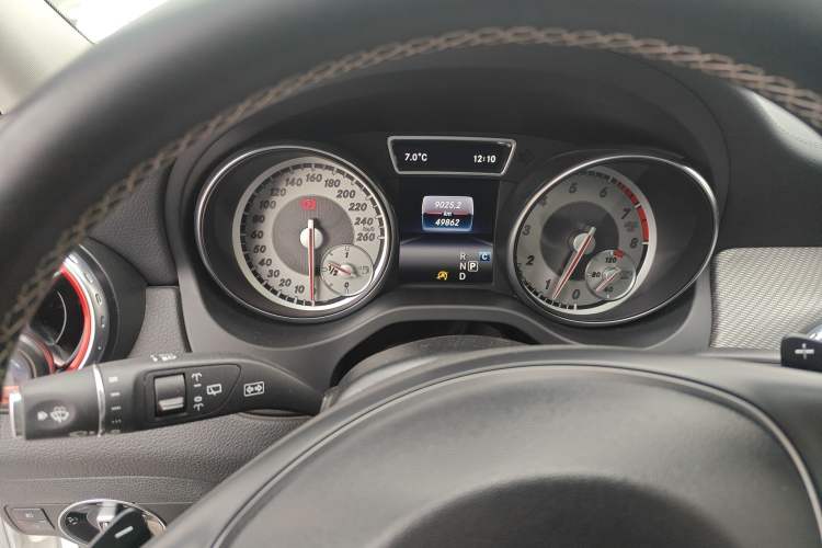 Used Mercedes-Benz GLA 2016 GLA 200 Fashion Model Instrument Cluster