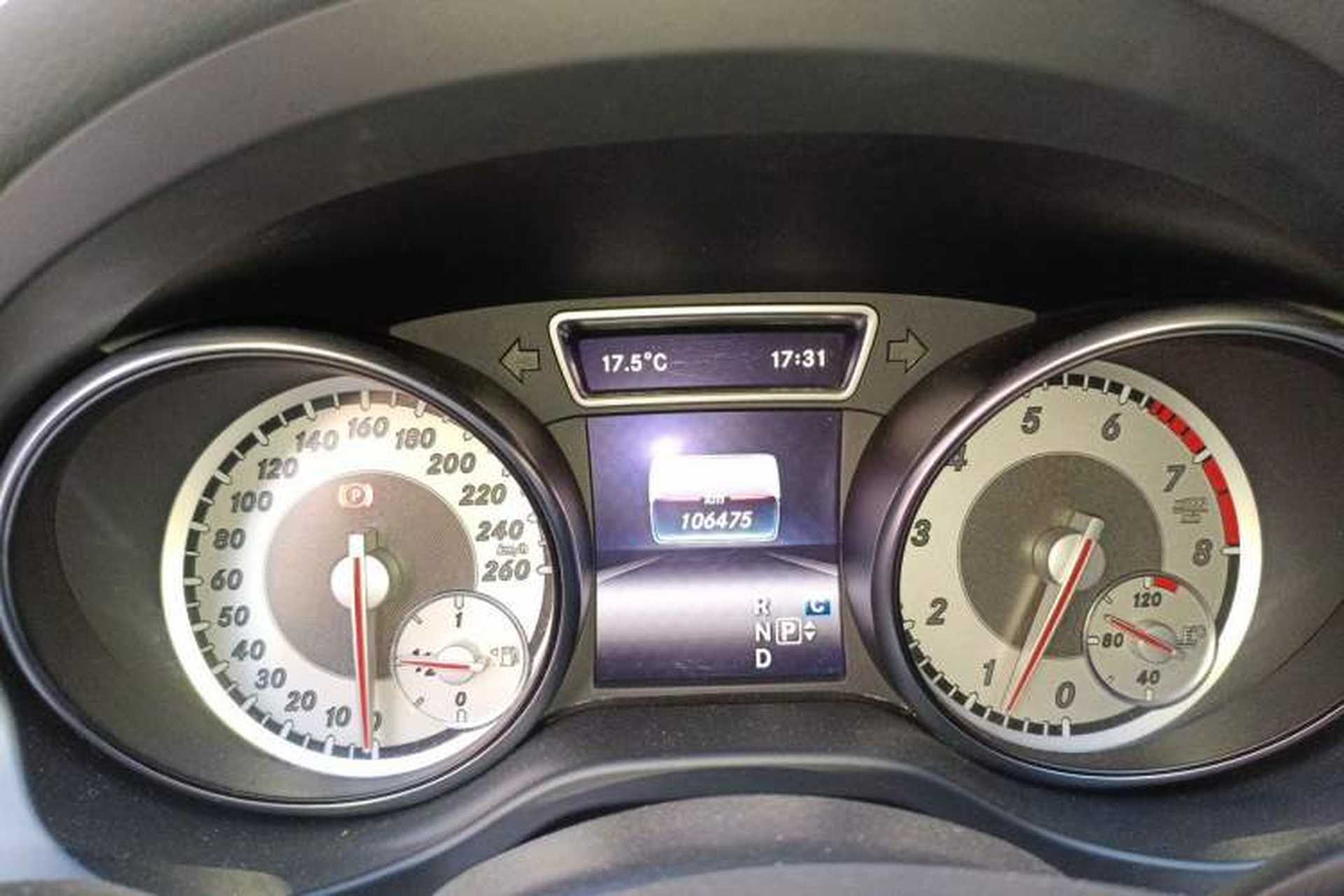 Used Mercedes-Benz GLA 2016 GLA 220 4MATIC Fashion Edition Instrument Cluster