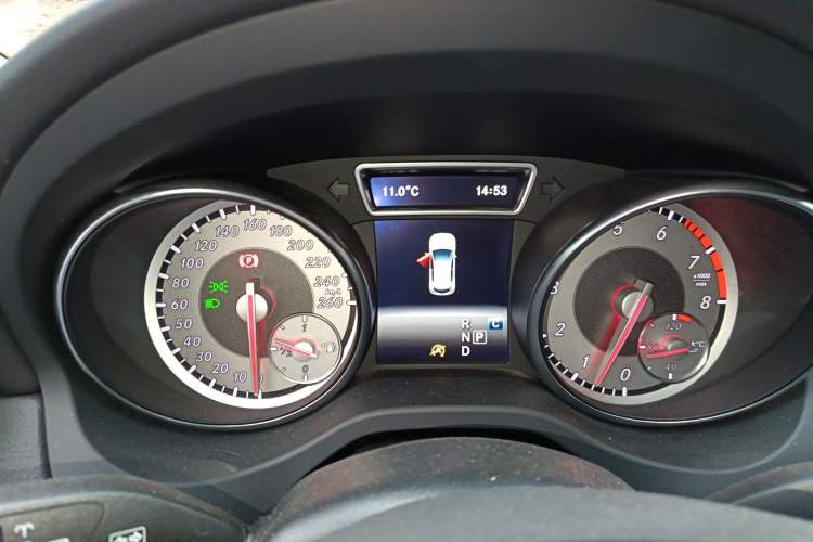 Used Mercedes-Benz GLA 2016 GLA 200 Sport Edition Instrument Cluster