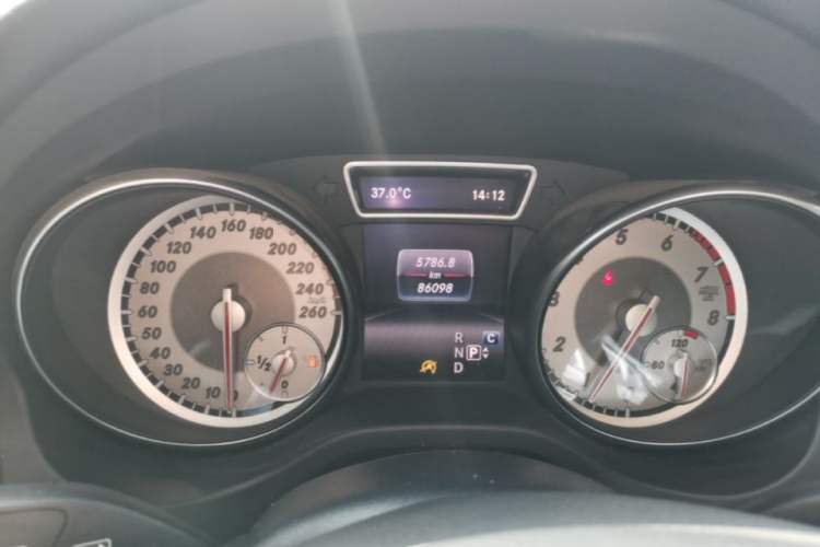 Used Mercedes-Benz GLA 2016 GLA 200 Sport Edition Instrument Cluster