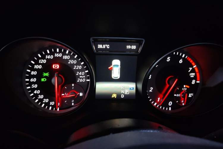 Used Mercedes-Benz GLA 2016 GLA 200 Sport Edition Instrument Cluster